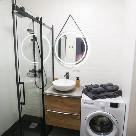 Bookowska 18 Apartment, Parking Free, Check In 24h Apartamento *